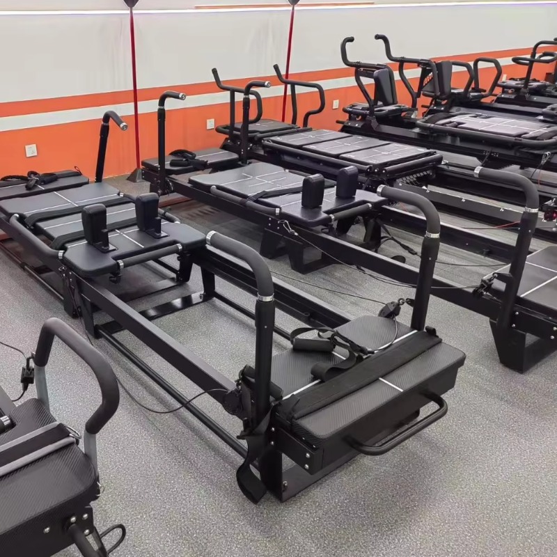 Home Gym With Leg Press - プロ仕様のユニセックスホームフィットネストレーナー、多機能チェストプレスベンチプロテクター（ジムでのトレーニング用）