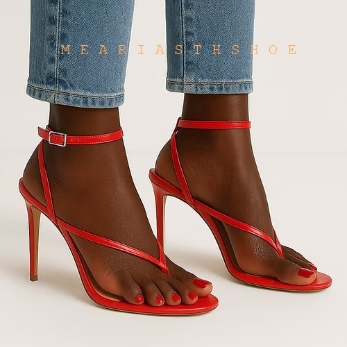 ベージュブラッククロスストラップフリップフロップグラディエー - Ankle Strap Attachment のレビューと価格